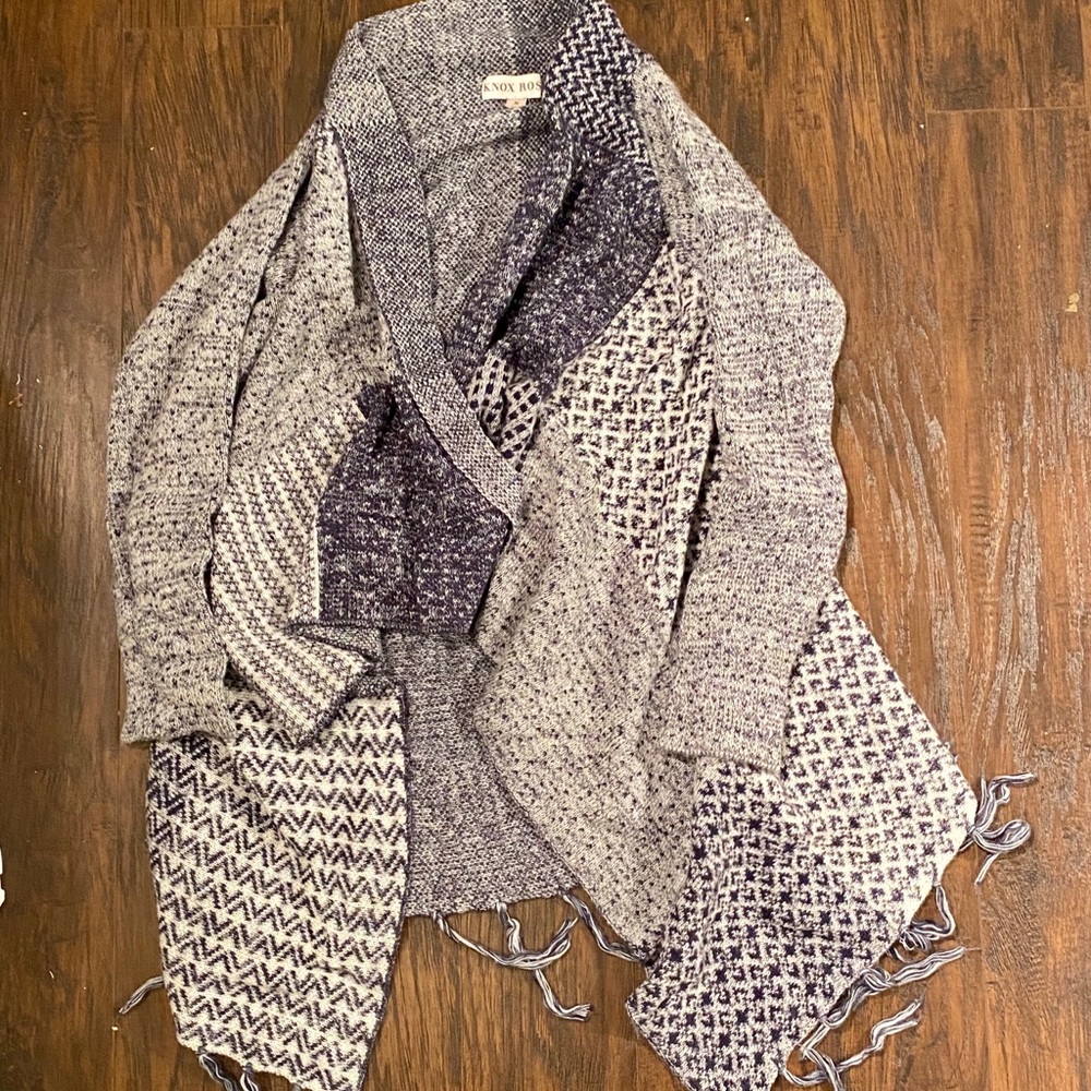 Knee-length cardigan